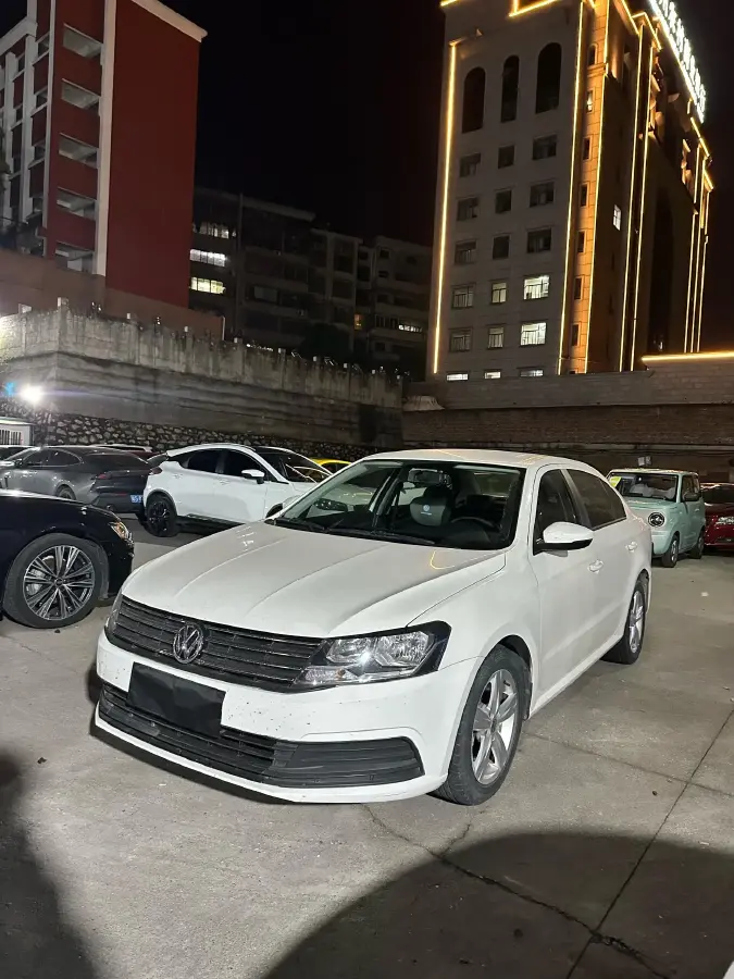 2017 Volkswagen Lavida 1.6L 110HP L4 6AT