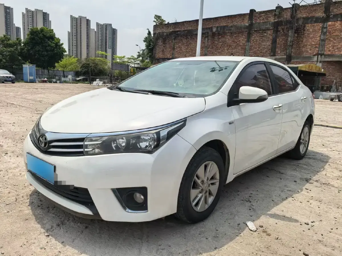 2014 Toyota Corolla 1.6L 122HP L4 CVT