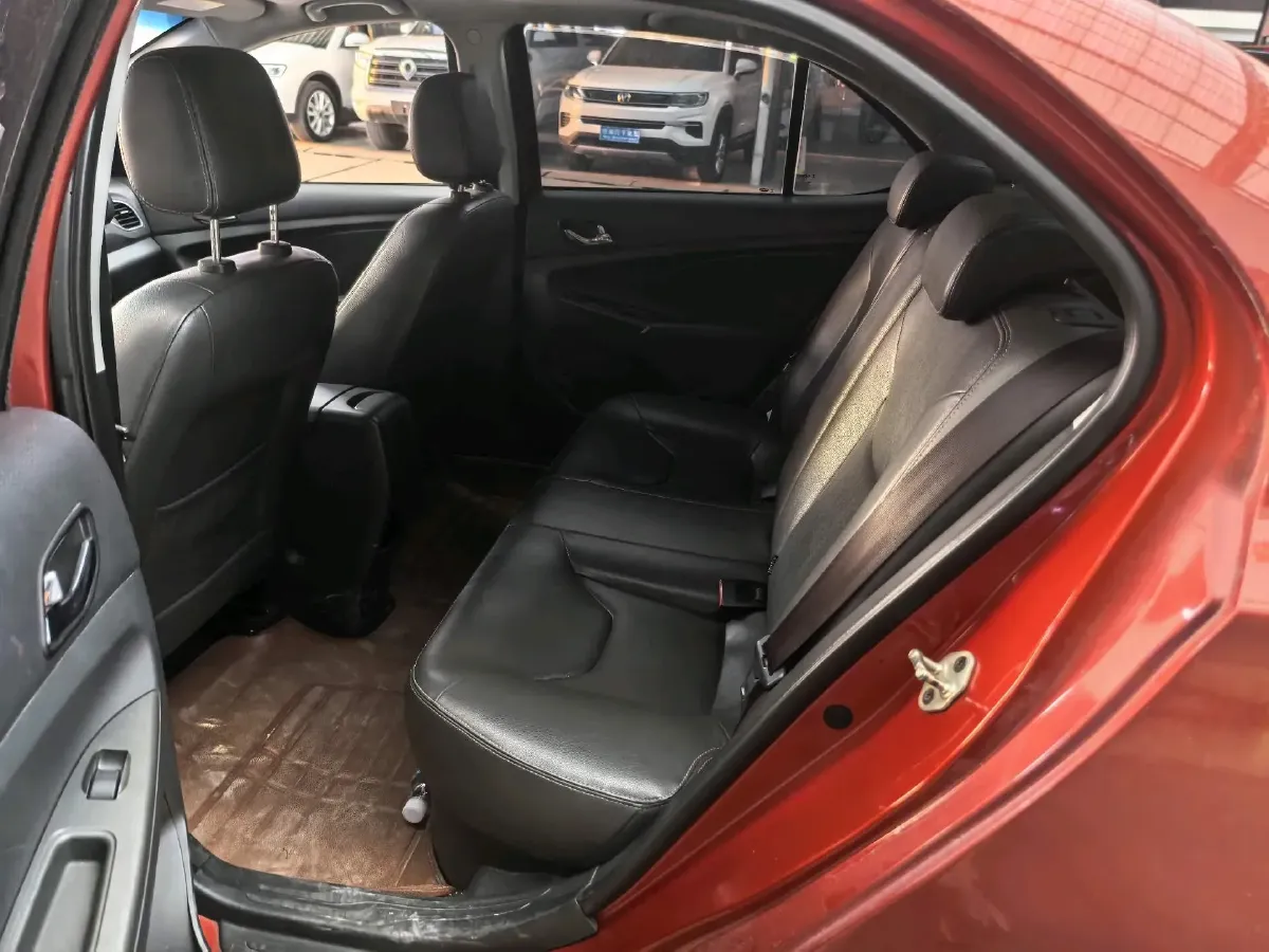 2015 Chery Arrizo 3 1.5L 109HP L4 4AT,autocango,china used car exporter,china ev exporter,chinese used car exporter,chinese used ev exporter