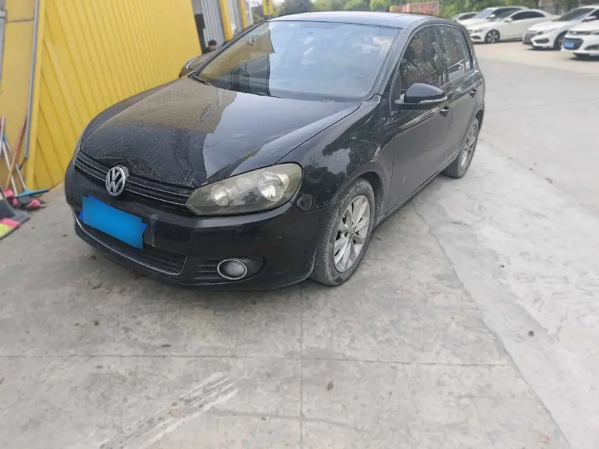 2011 Volkswagen Golf 1.4T 131HP L4 7DCT