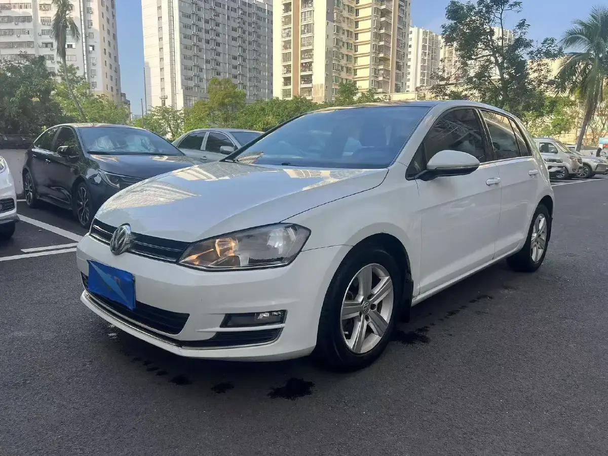 2015 Volkswagen Golf 1.4T 131HP L4 5MT