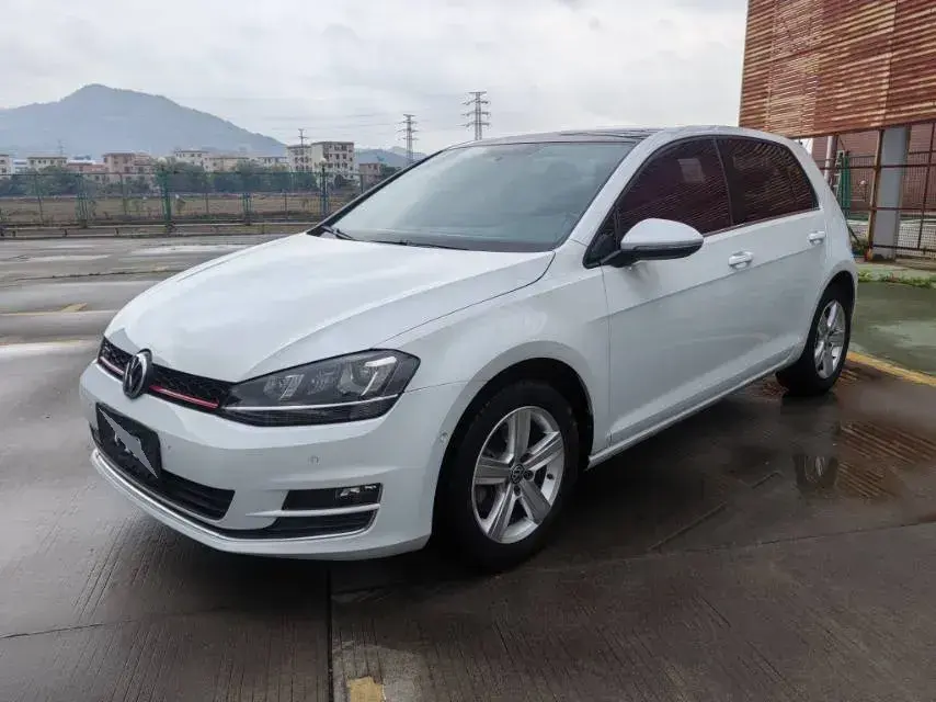 2016 Volkswagen Golf 1.4T 131HP L4 7DCT