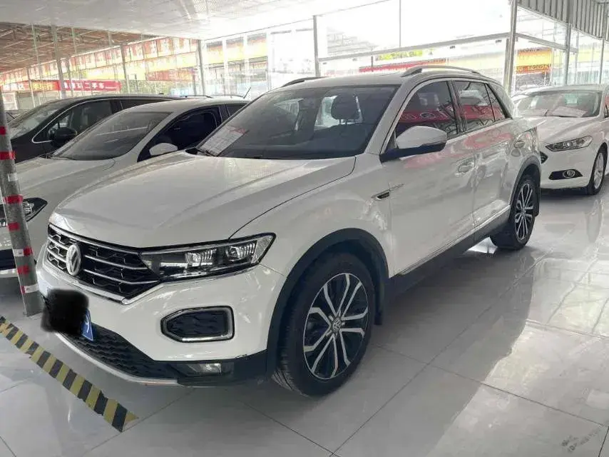 2019 Volkswagen T-Roc 1.4T 150HP L4 7DCT