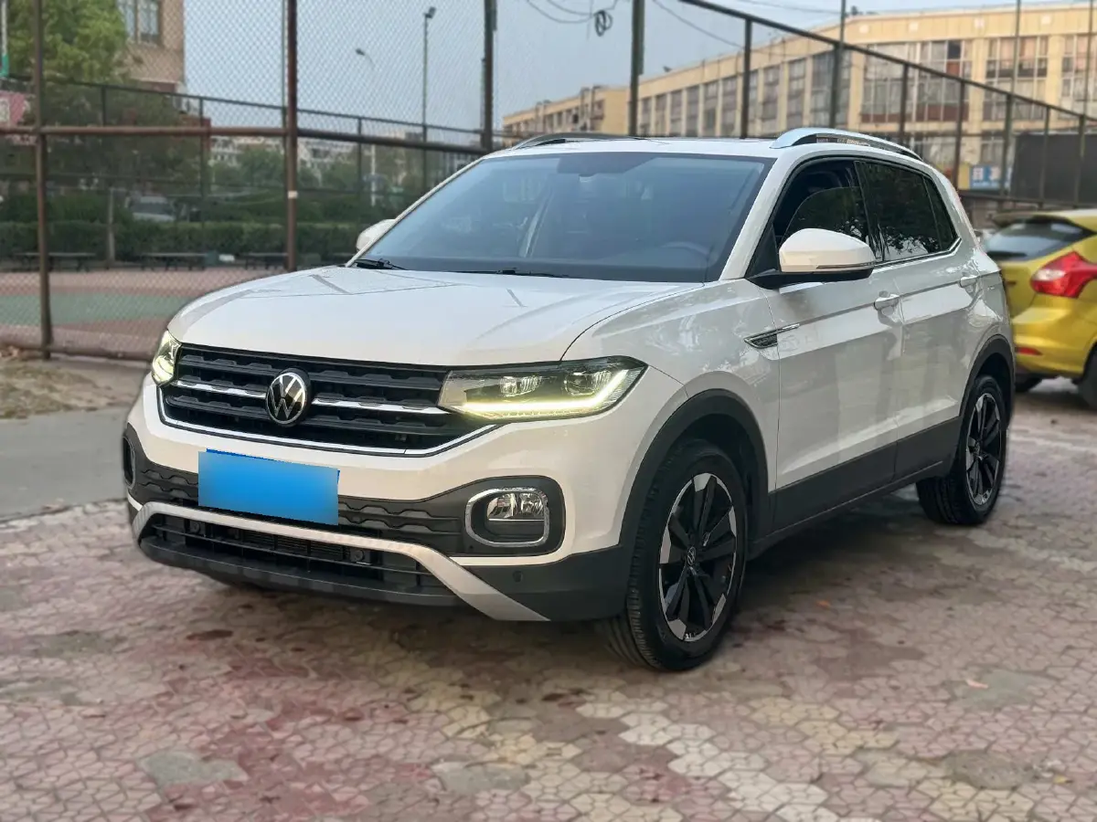2021 Volkswagen Tacqua 1.5L 113HP L4 6AT