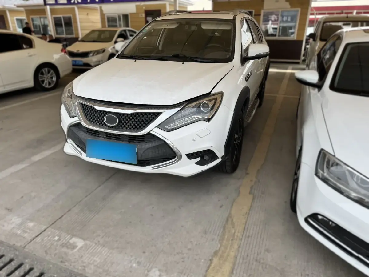 2015 BYD Tang 2.0T 205HP L4 6DCT PHEV