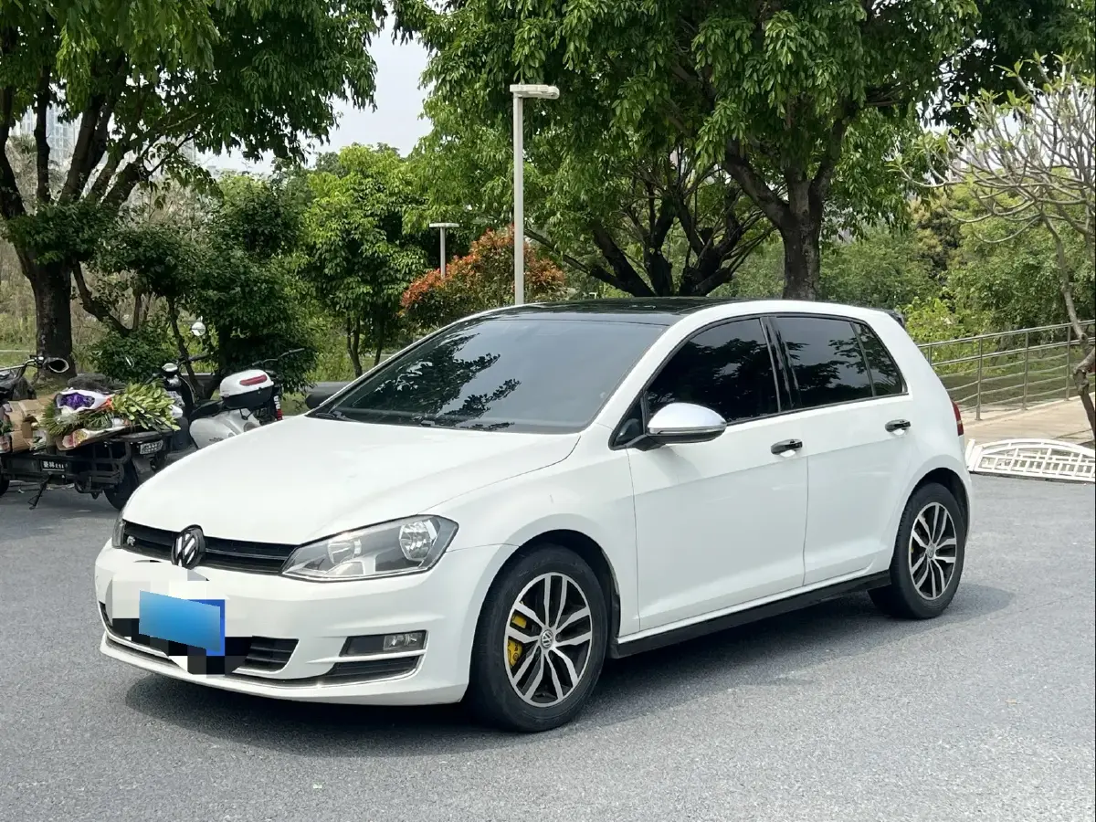 2015 Volkswagen Golf 1.4T 131HP L4 5MT