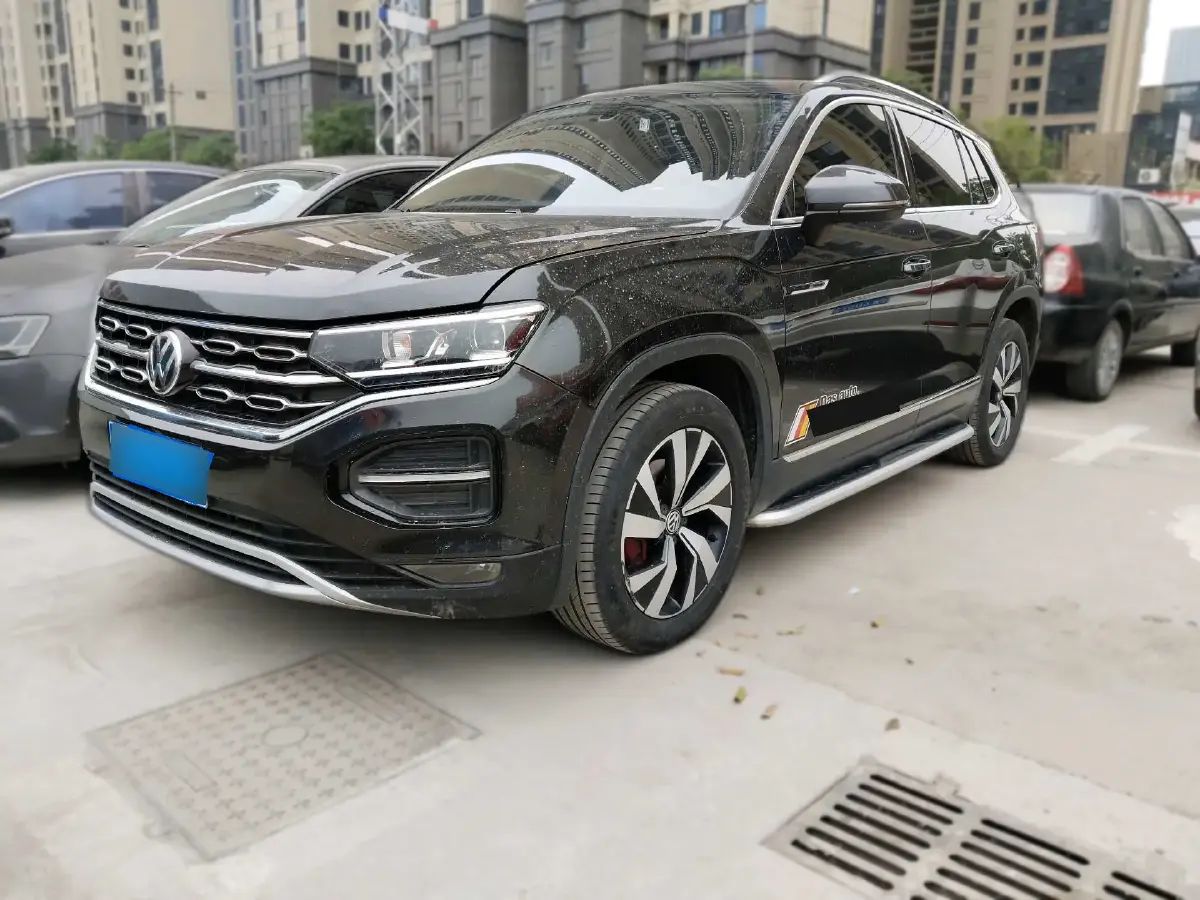 2020 Volkswagen Tayron 2.0T 186HP L4 7DCT