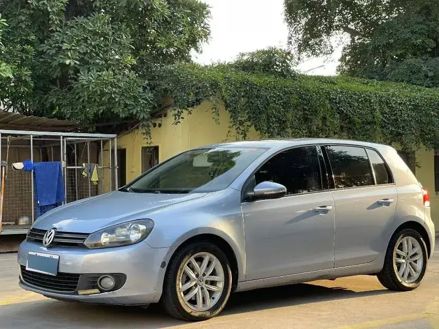 2012 Volkswagen Golf 1.4T 131HP L4 5MT