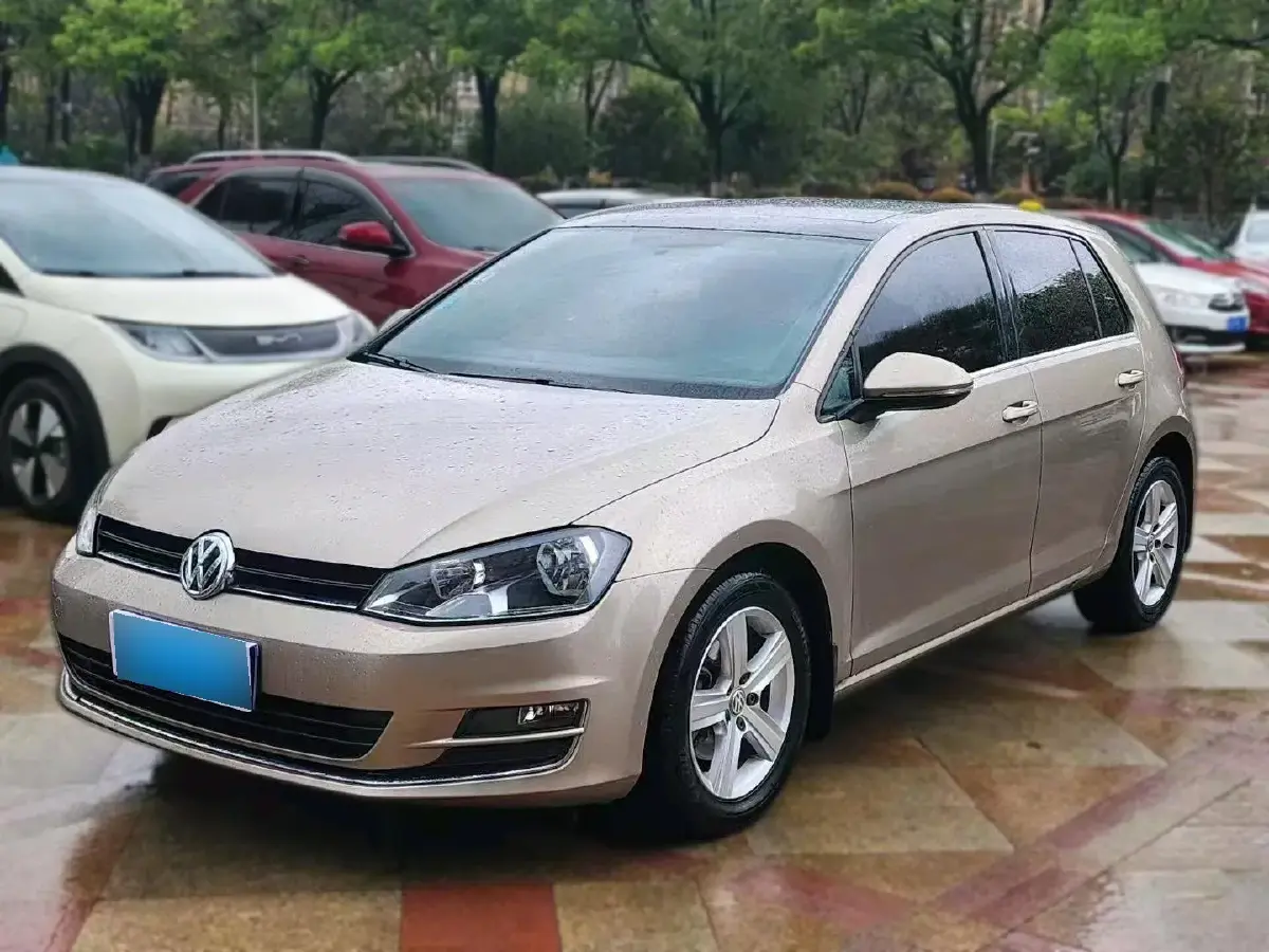 2016 Volkswagen Golf 1.4T 131HP L4 7DCT