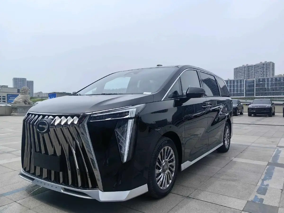 2024 GAC Trumpchi M8 2.0T 252HP L4 8AT
