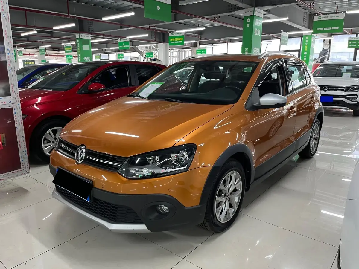 2014 Volkswagen Polo 1.6L 110HP L4 5MT