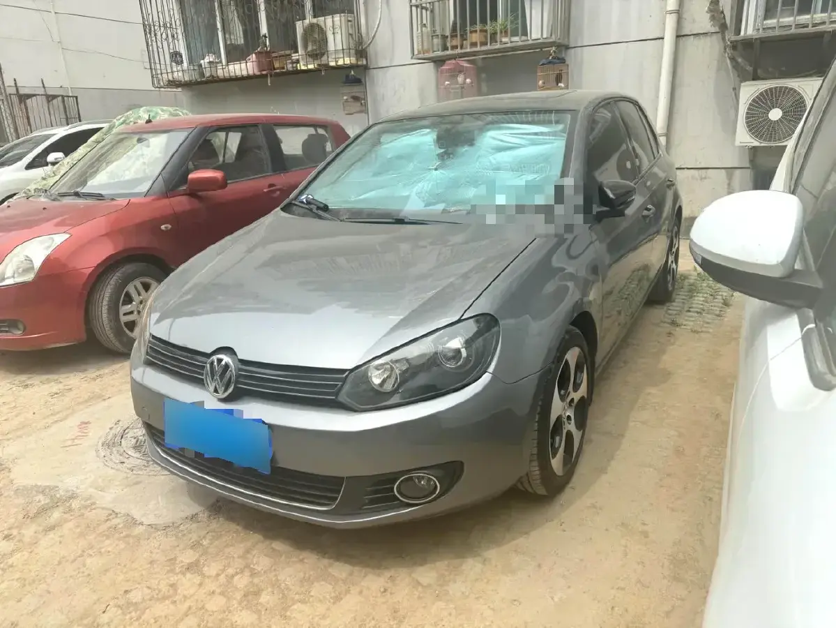 2011 Volkswagen Golf 1.4T 131HP L4 7DCT