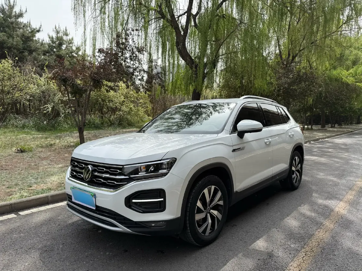 2022 Volkswagen Tayron 2.0T 186HP L4 7DCT