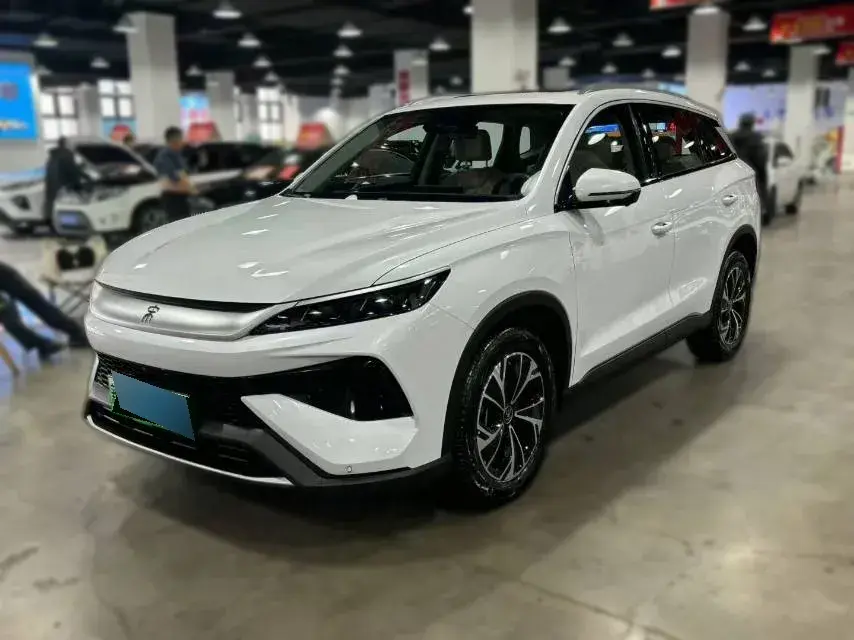 2025 BYD Song Pro 1.5L 101HP L4 E-CVT PHEV 18.3KWH