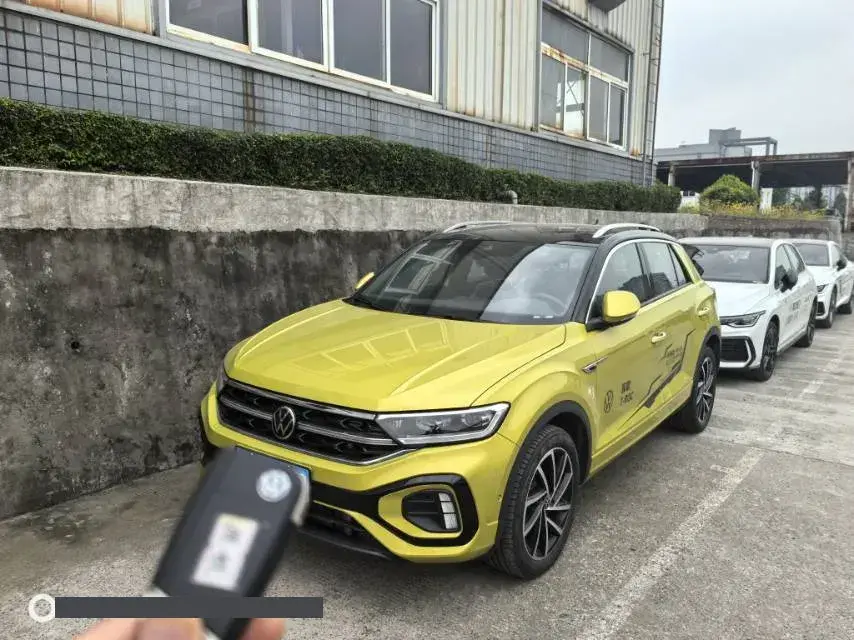 2023 Volkswagen T-Roc 1.5T 160HP L4 7DCT