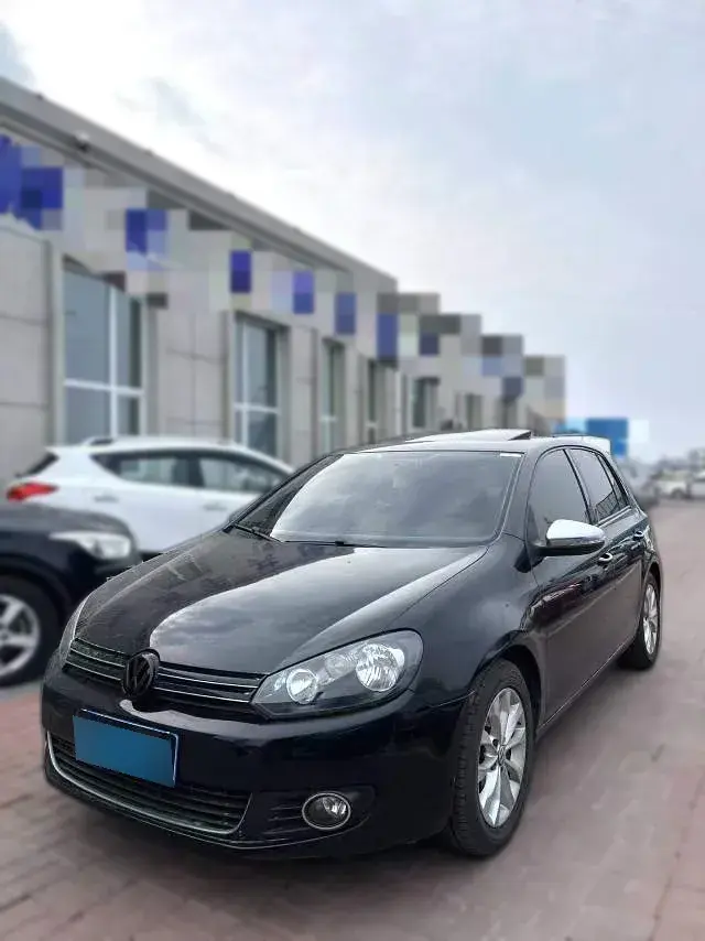 2011 Volkswagen Golf 1.4T 131HP L4 7DCT