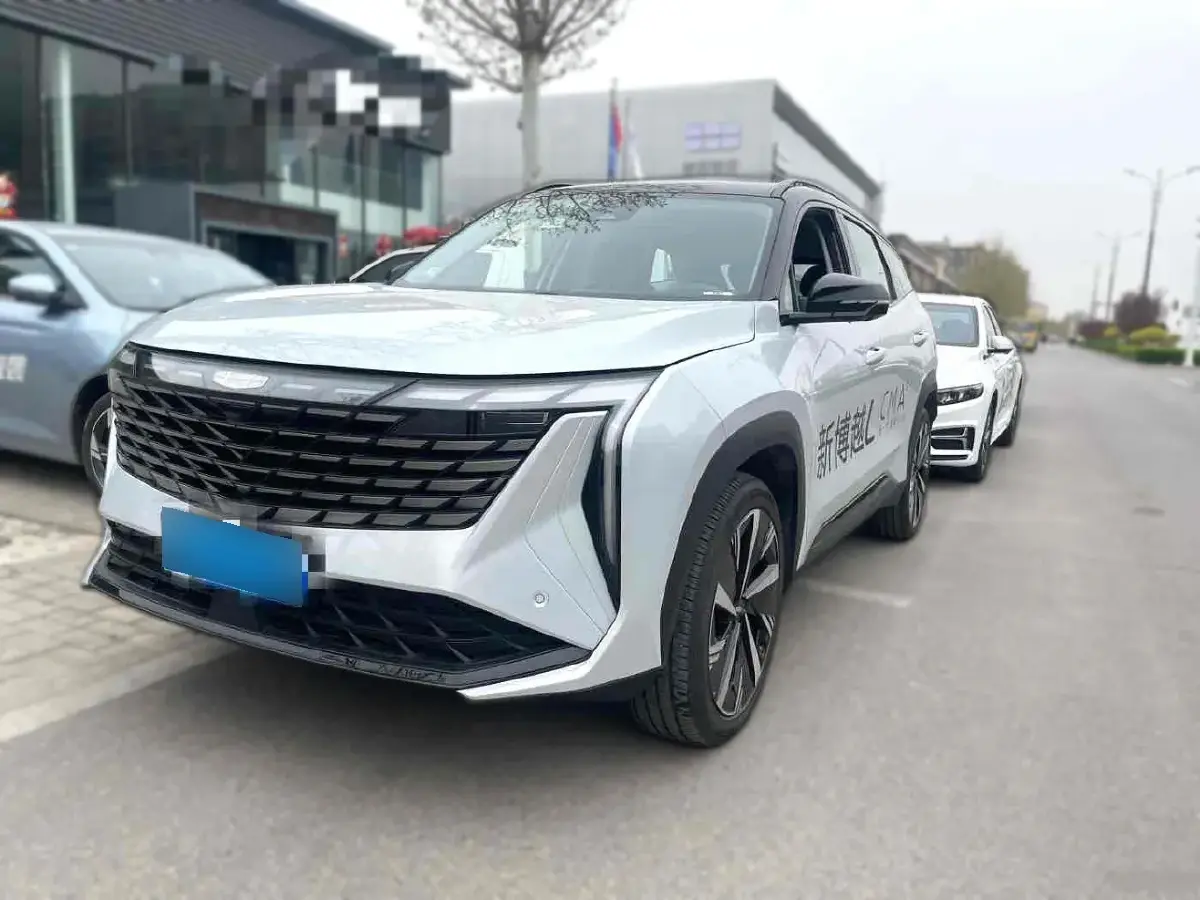 2024 Geely StarRay 1.5T 181HP L4 7DCT