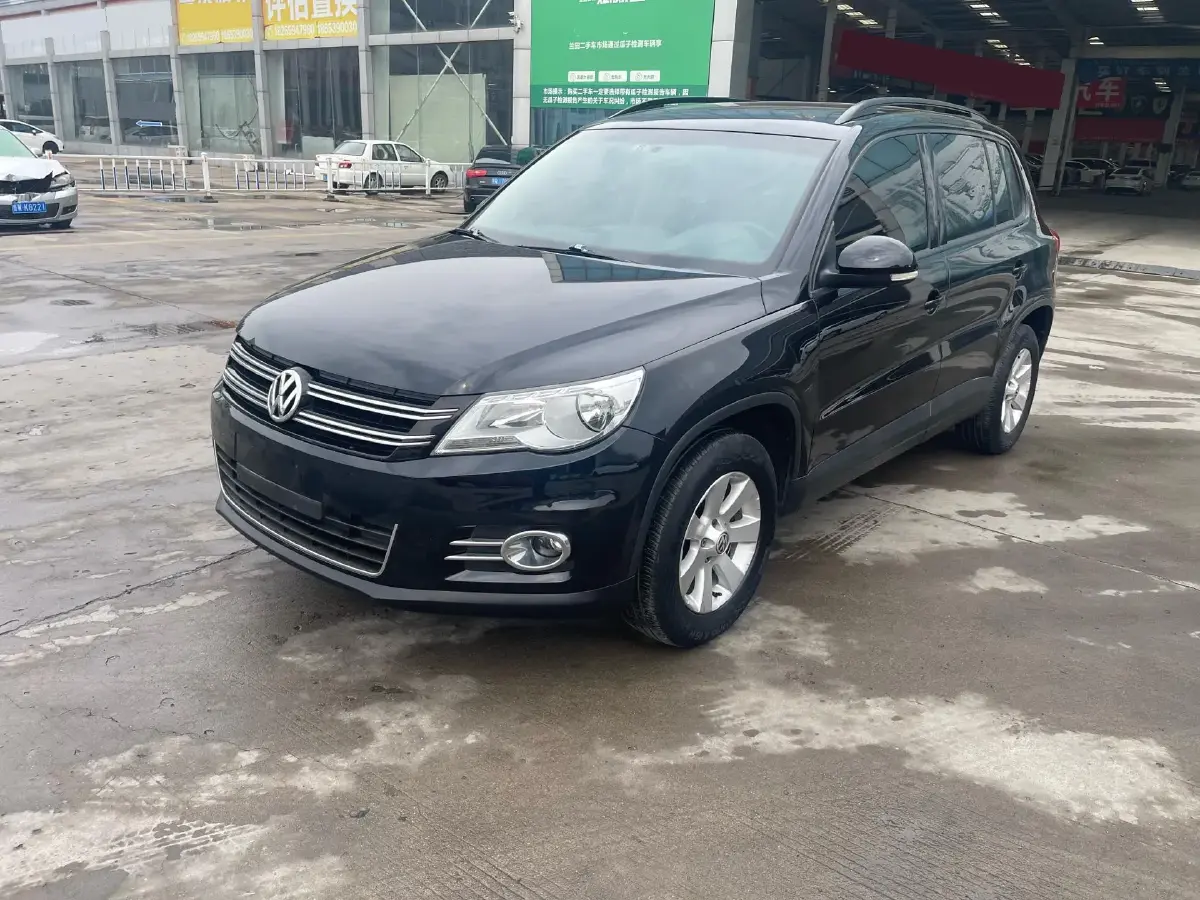 2012 Volkswagen Tiguan 1.8T 160HP L4 6AT