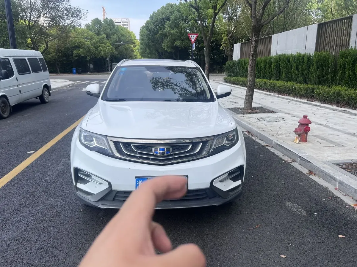2018 Geely Azkarra 1.8T 163HP L4 6MT,autocango,china used car exporter,china ev exporter,chinese used car exporter,chinese used ev exporter