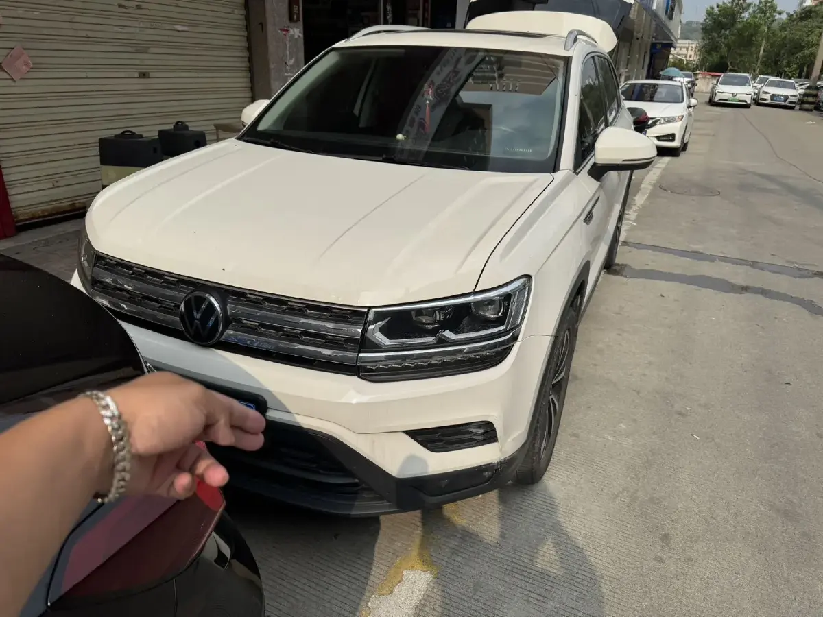 2021 Volkswagen Tharu 1.4T 150HP L4 7DCT