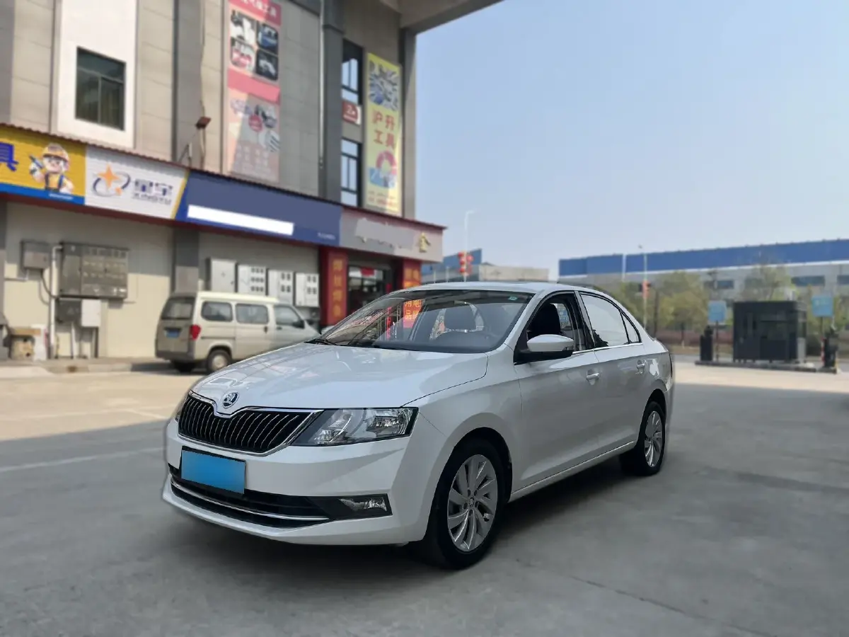 2019 Skoda Rapid 1.5L 110HP L4 5MT