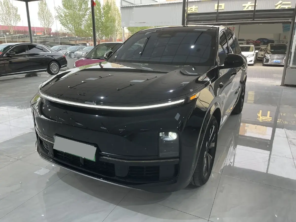 2023 Li L8 Range Extended 154HP REEV 40.9KWH