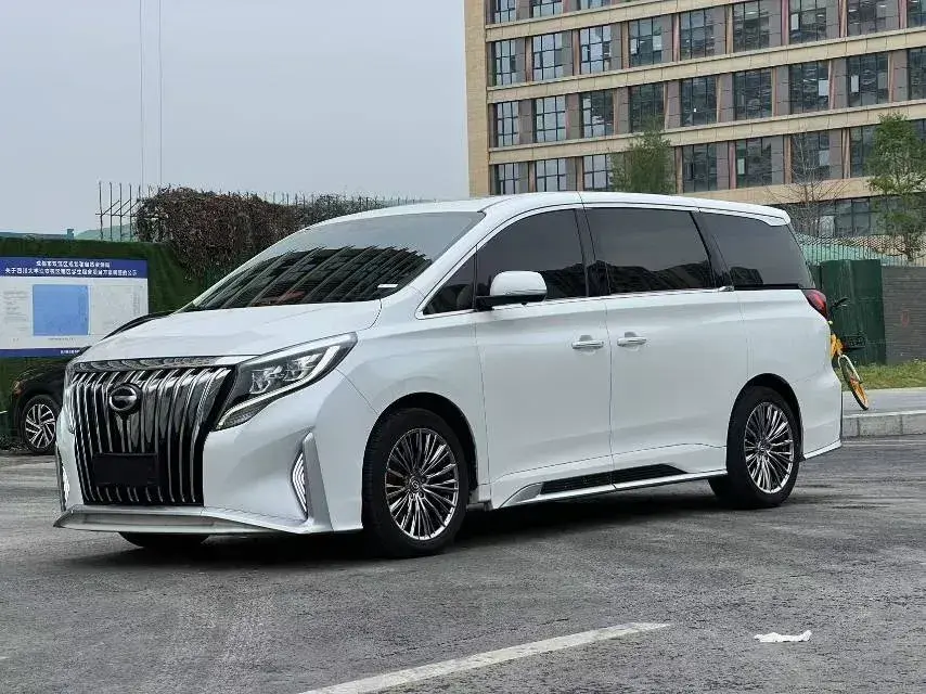 2021 GAC Trumpchi M8 2.0T 252HP L4 8AT