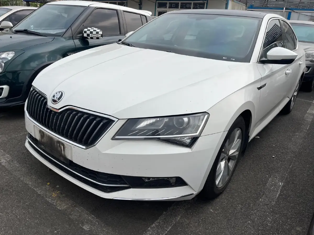 2018 Skoda Superb 1.4T 150HP L4 7DCT