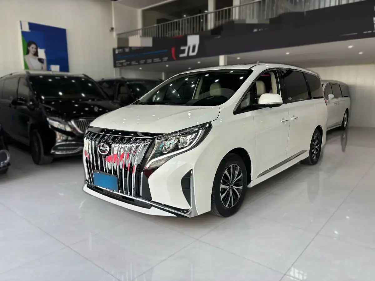 2021 GAC Trumpchi M8 2.0T 252HP L4 8AT