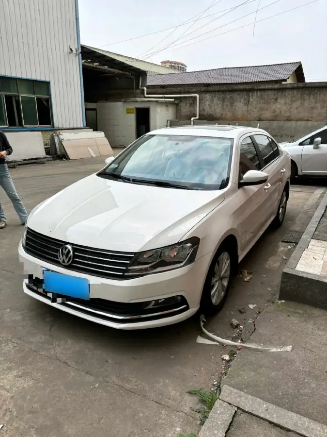 2017 Volkswagen Lavida 1.4T 131HP L4 7DCT