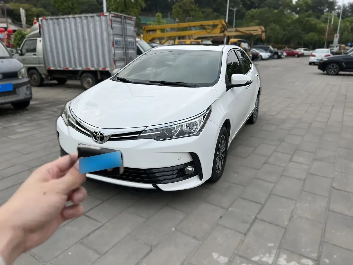 2017 Toyota Corolla 1.2T 116HP L4 CVT