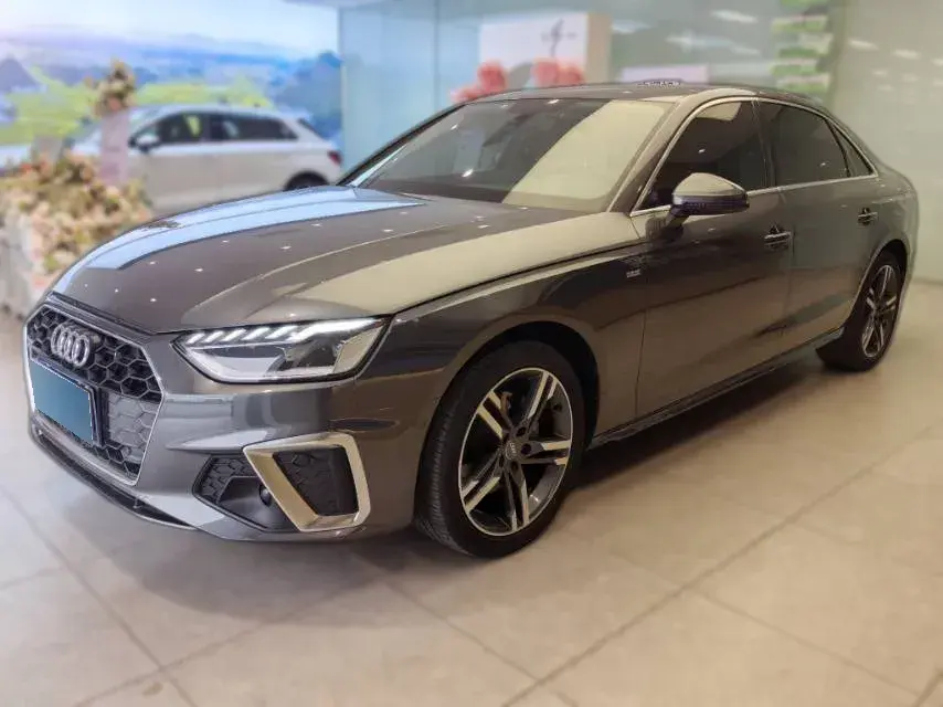 2020 Audi A4L 2.0T 190HP L4 7DCT