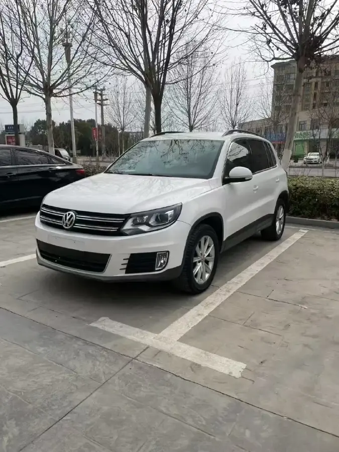 2015 Volkswagen Tiguan 1.8T 160HP L4 6AT
