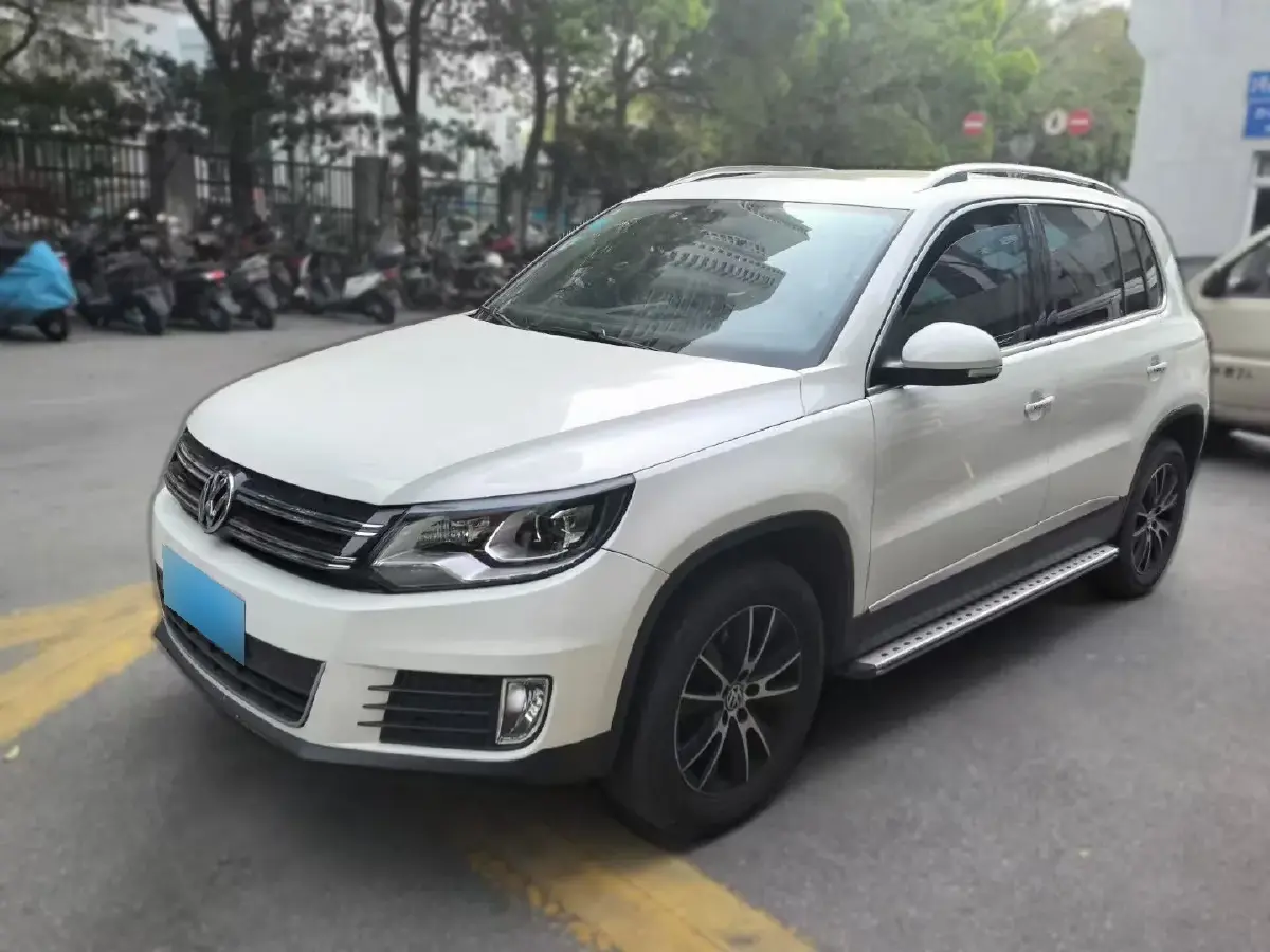 2016 Volkswagen Tiguan 1.8T 160HP L4 6AT
