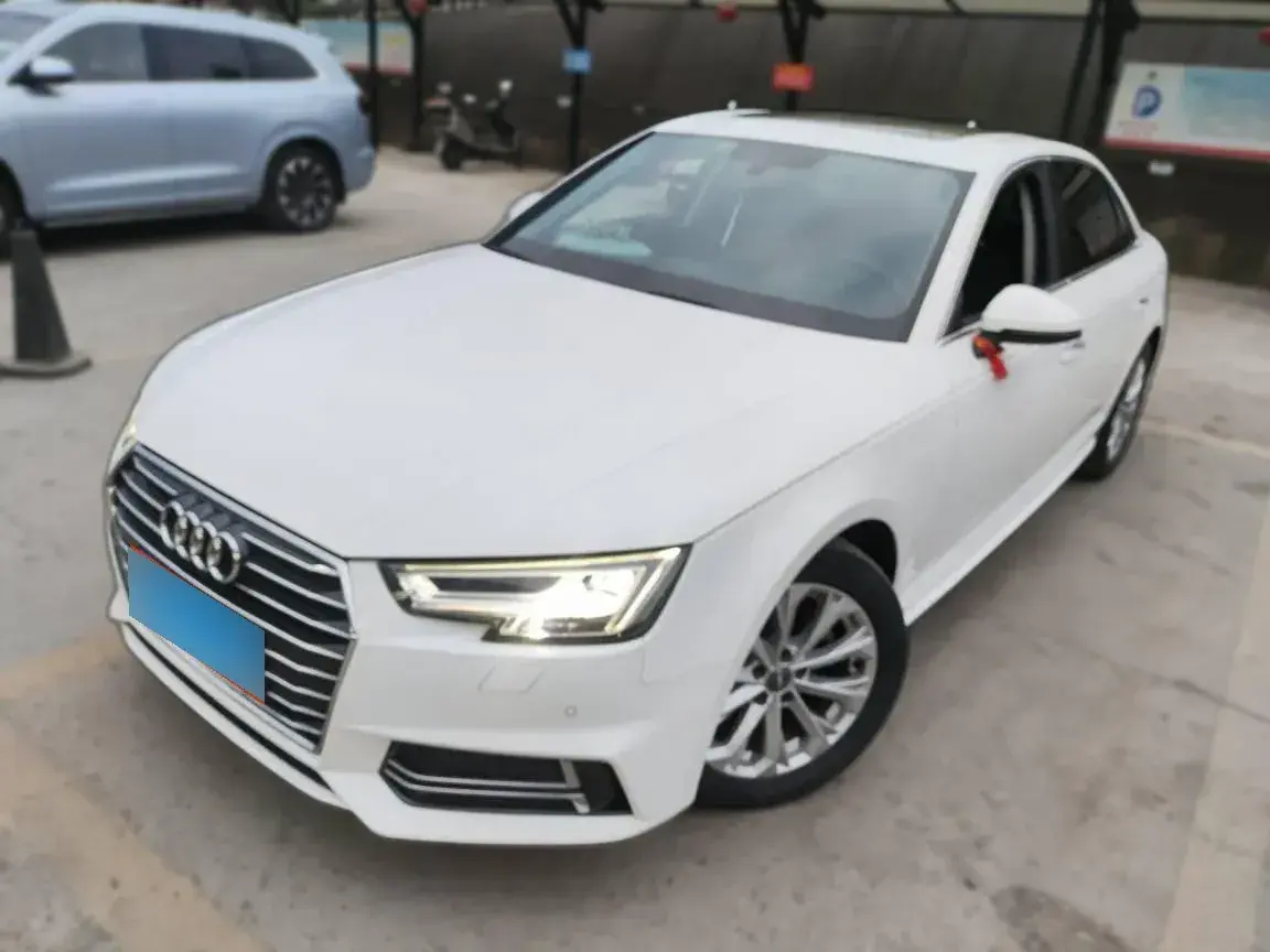 2019 Audi A4L 2.0T 190HP L4 7DCT