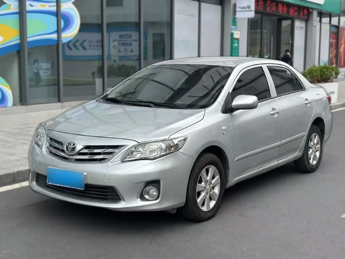 2011 Toyota Corolla 1.8L 140HP L4 CVT