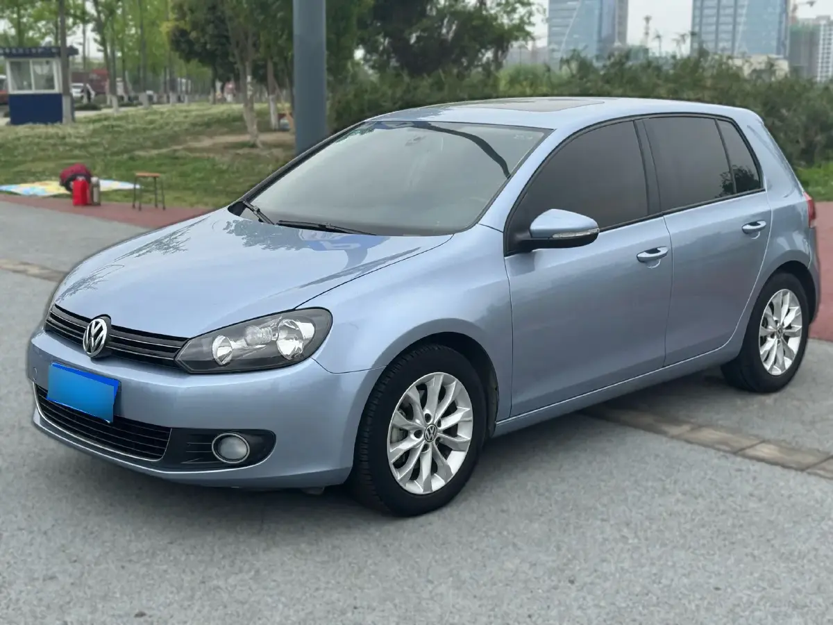 2011 Volkswagen Golf 1.4T 131HP L4 7DCT