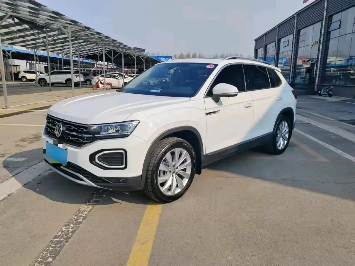 2020 Volkswagen Tayron 2.0T 220HP L4 7DCT