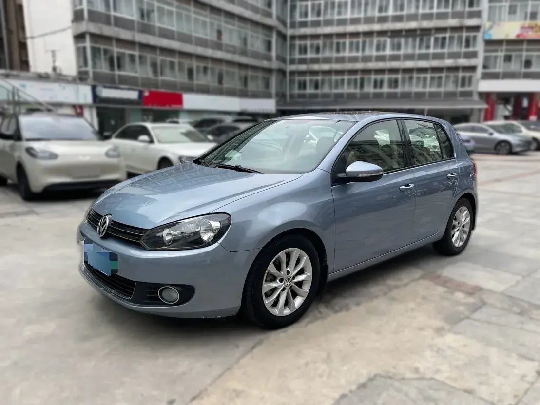 2010 Volkswagen Golf 1.4T 131HP L4 7DCT