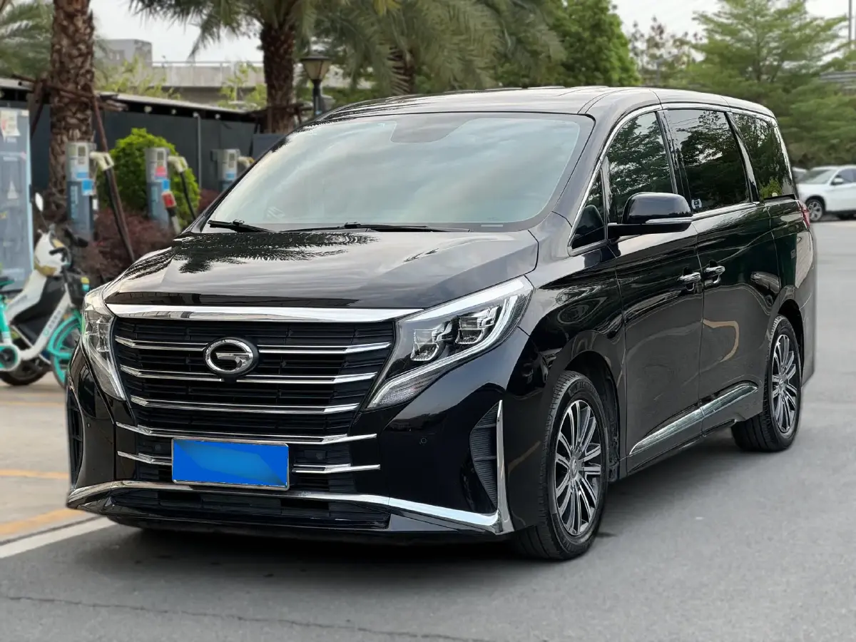 2021 GAC Trumpchi M8 2.0T 252HP L4 8AT