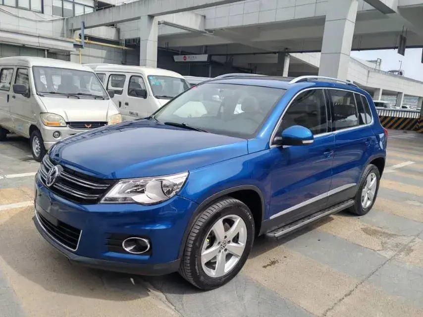 2012 Volkswagen Tiguan 1.8T 160HP L4 6AT