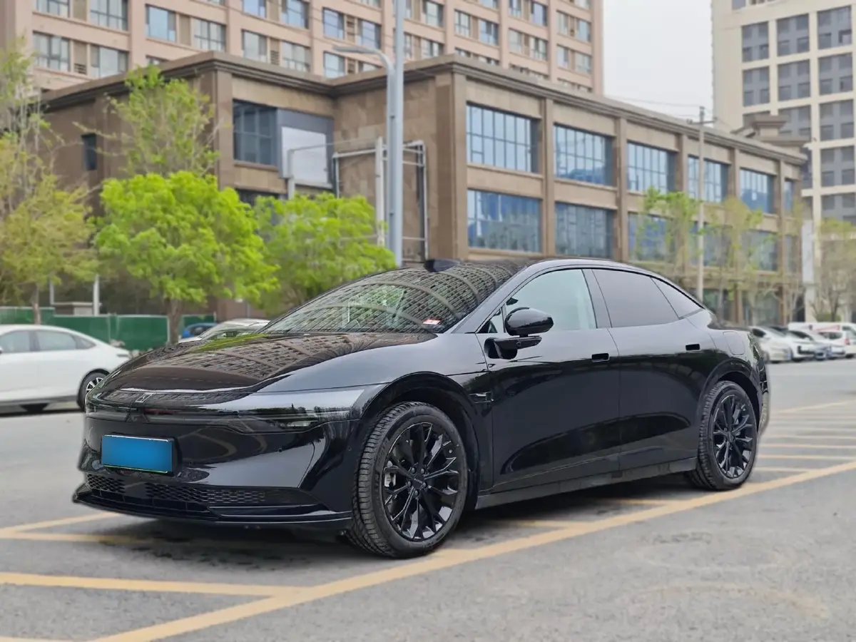 2025 Zeekr 007 BEV 75KWH