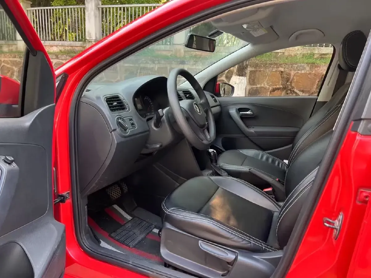 2016 Volkswagen Polo 1.4L 90HP L4 6AT,autocango,china used car exporter,china ev exporter,chinese used car exporter,chinese used ev exporter