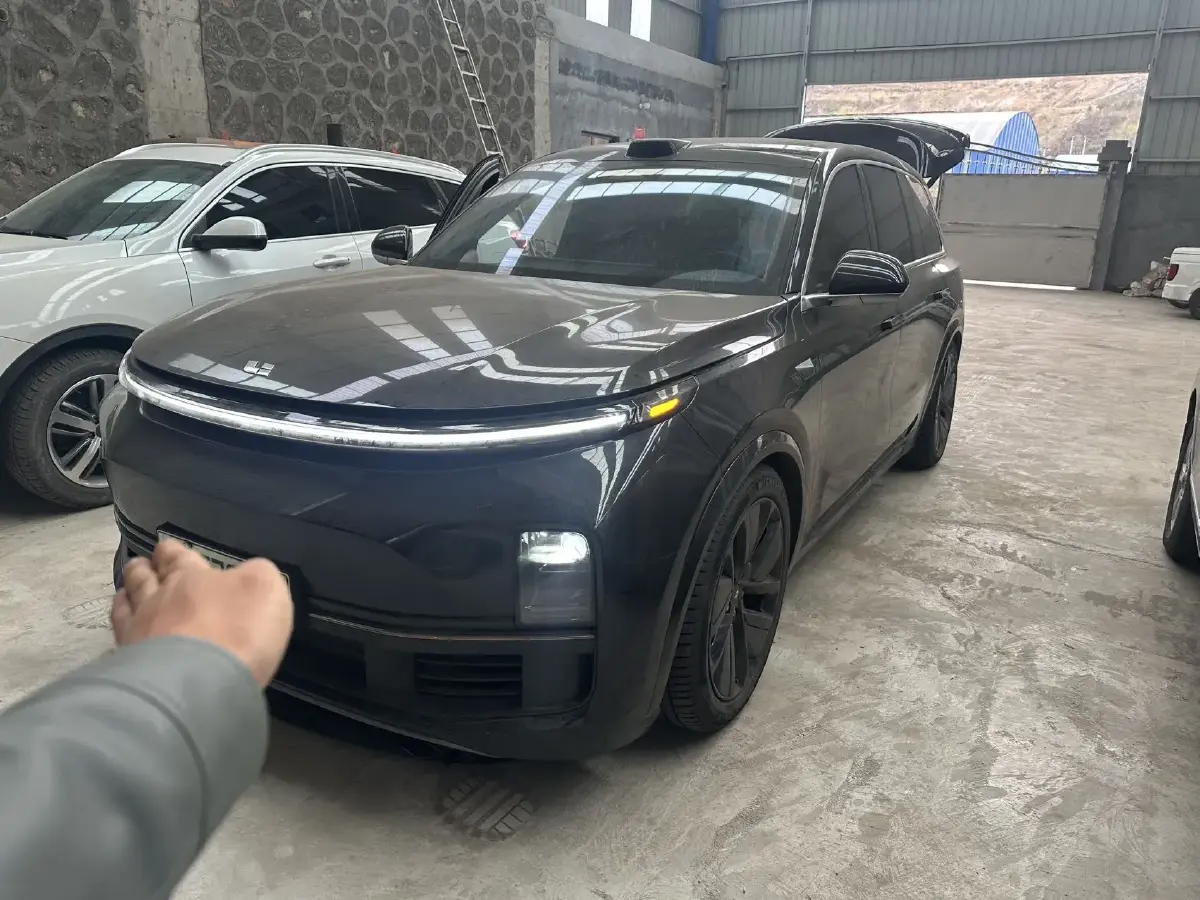 2022 Li L9 Range Extended 154HP REEV 42.6KWH