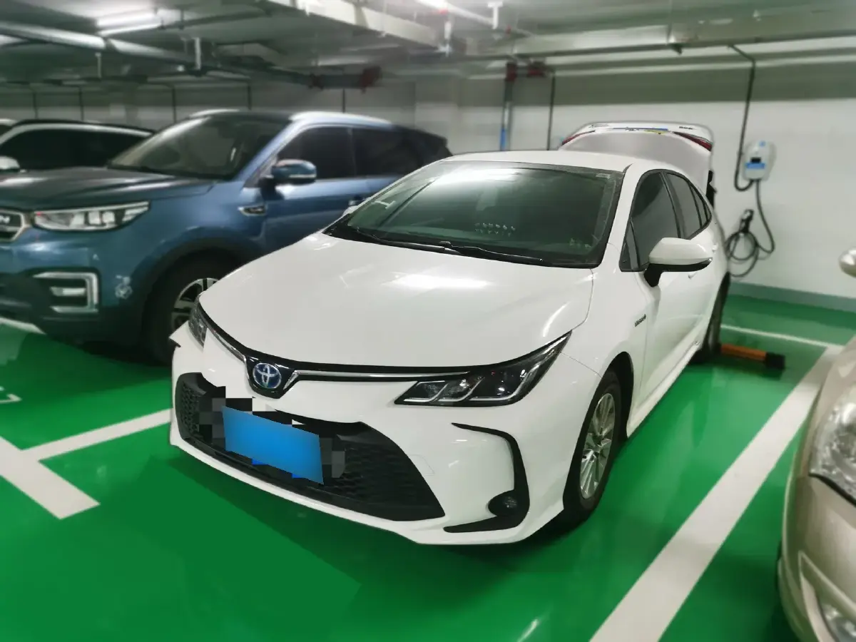 2023 Toyota Corolla 1.8L 98HP L4 E-CVT Hybrid