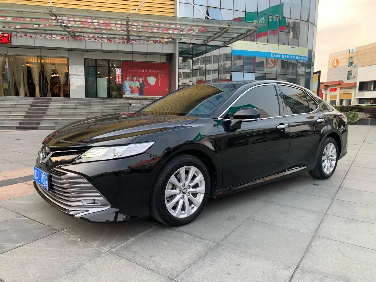 2018 Toyota Camry 2.0L 169HP L4 6AT