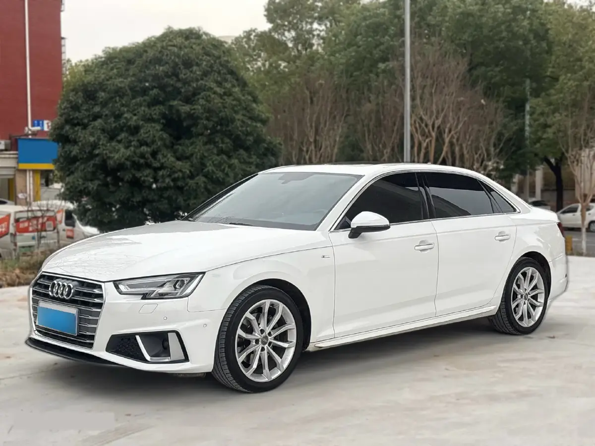 2019 Audi A4L 2.0T 190HP L4 7DCT
