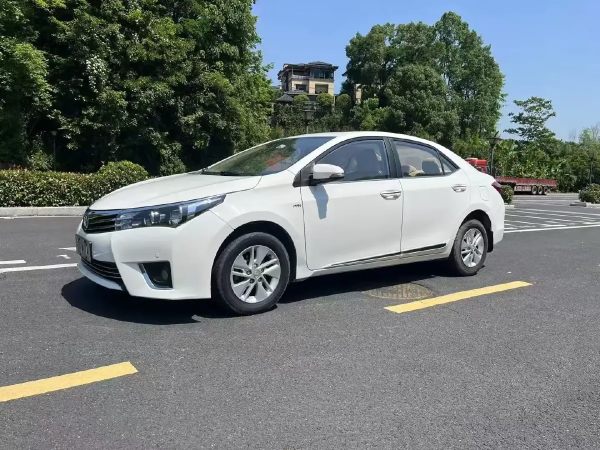 2014 Toyota Corolla 1.6L 122HP L4 CVT