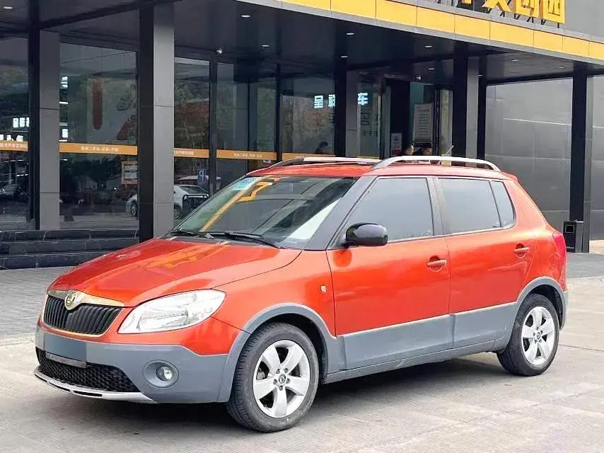 2012 Skoda Fabia 1.6L 105HP L4 6AT