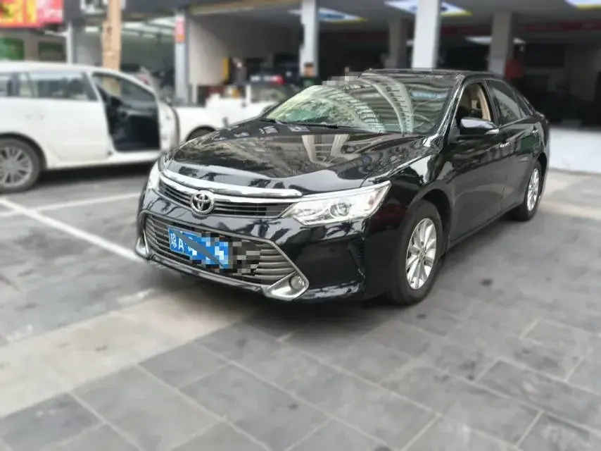 2015 Toyota Camry 2.0L 167HP L4 6AT